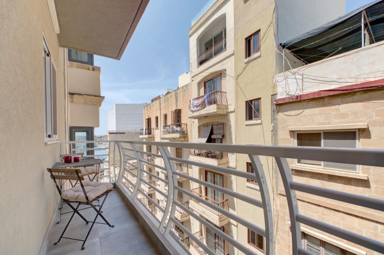 Modern Sliema Apartment Near Sea Exteriér fotografie